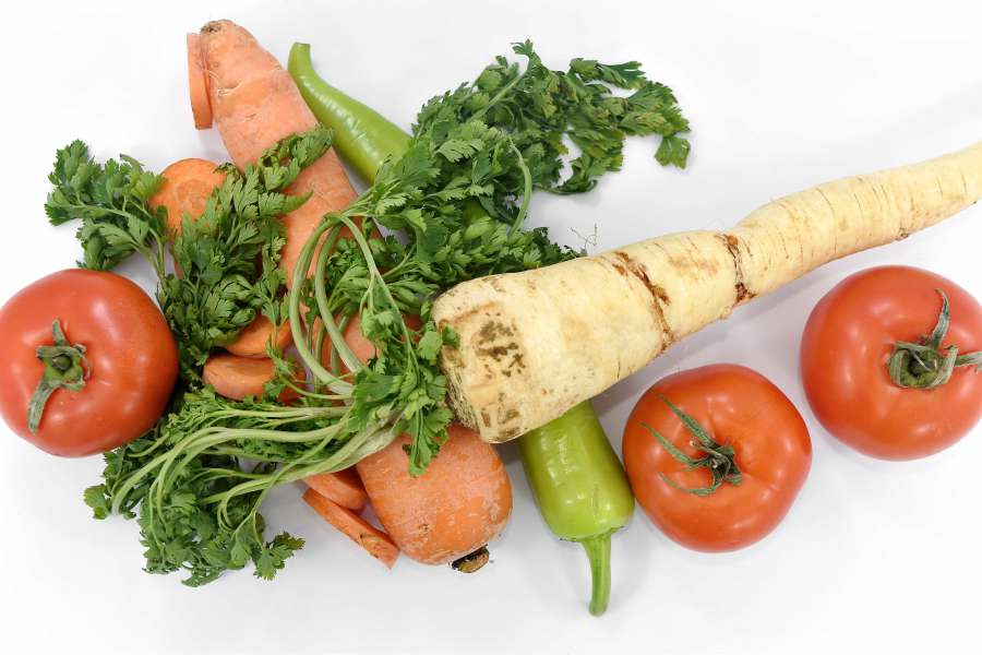 antioxidant, carbohydrate, carrot, parsley 