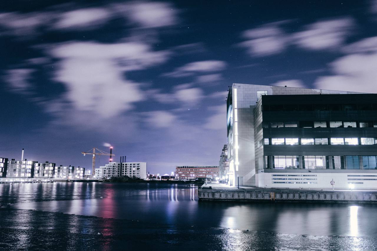 edifício, estrutura, céu, infraestrutura, janela, estabelecimento, hotel, cidade, urbano, arquitetura, arte, água, nuvens, guindaste,