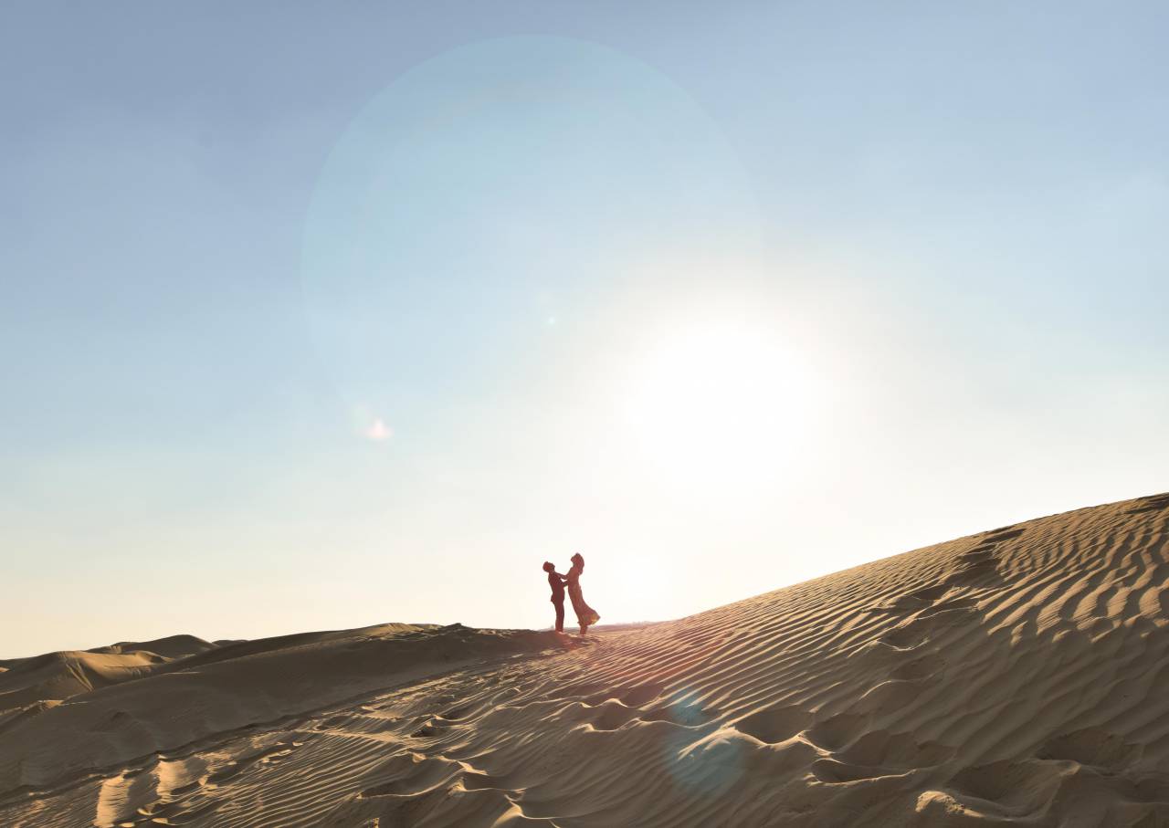 couple, love, cuddle, people, person, man, woman, girl, female, male, sand, dune, desert, blue sky
, 