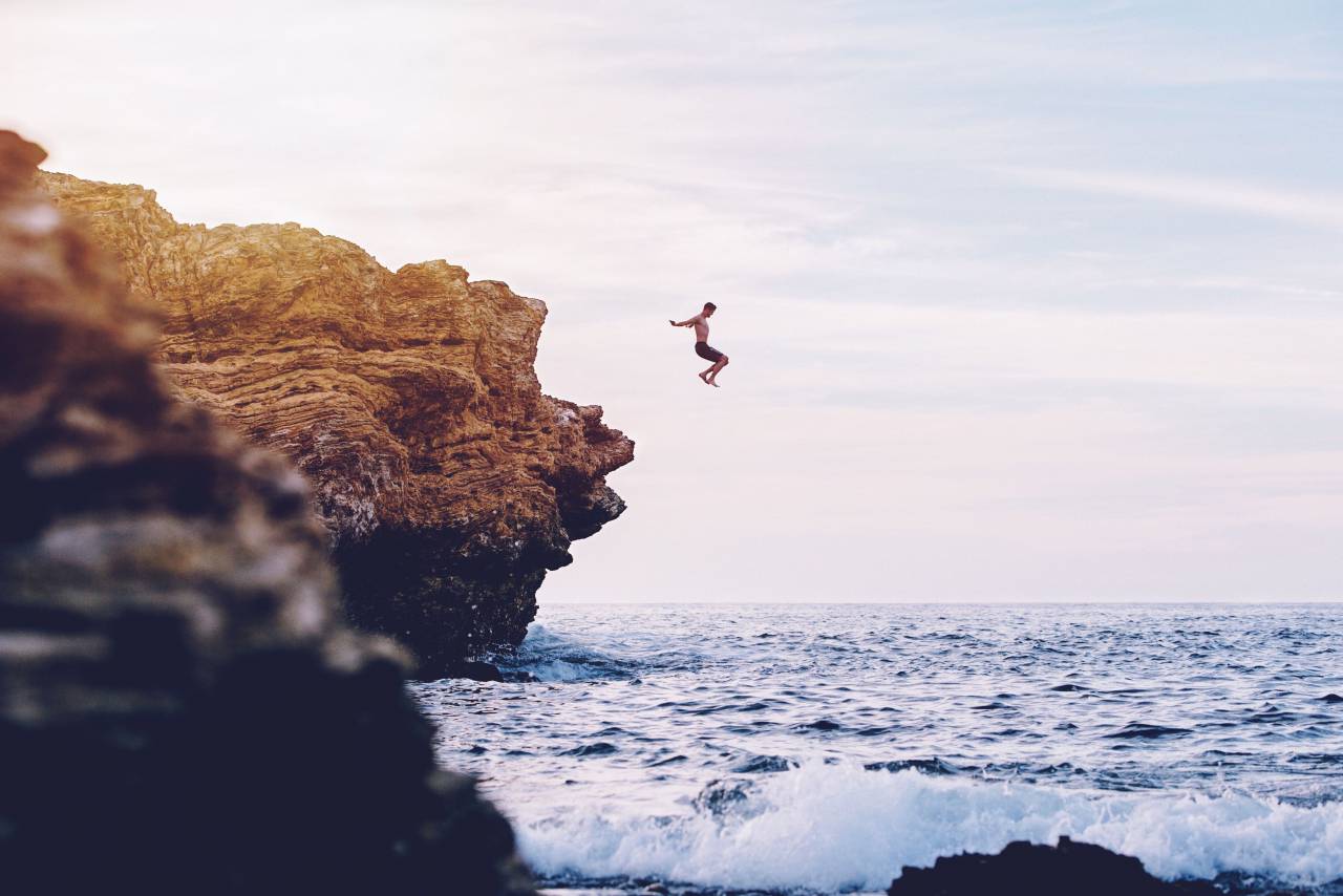 sea, ocean, water, waves, nature, sky, horizon, coast, rocks, cliff, people, man, diving, swimming
, 