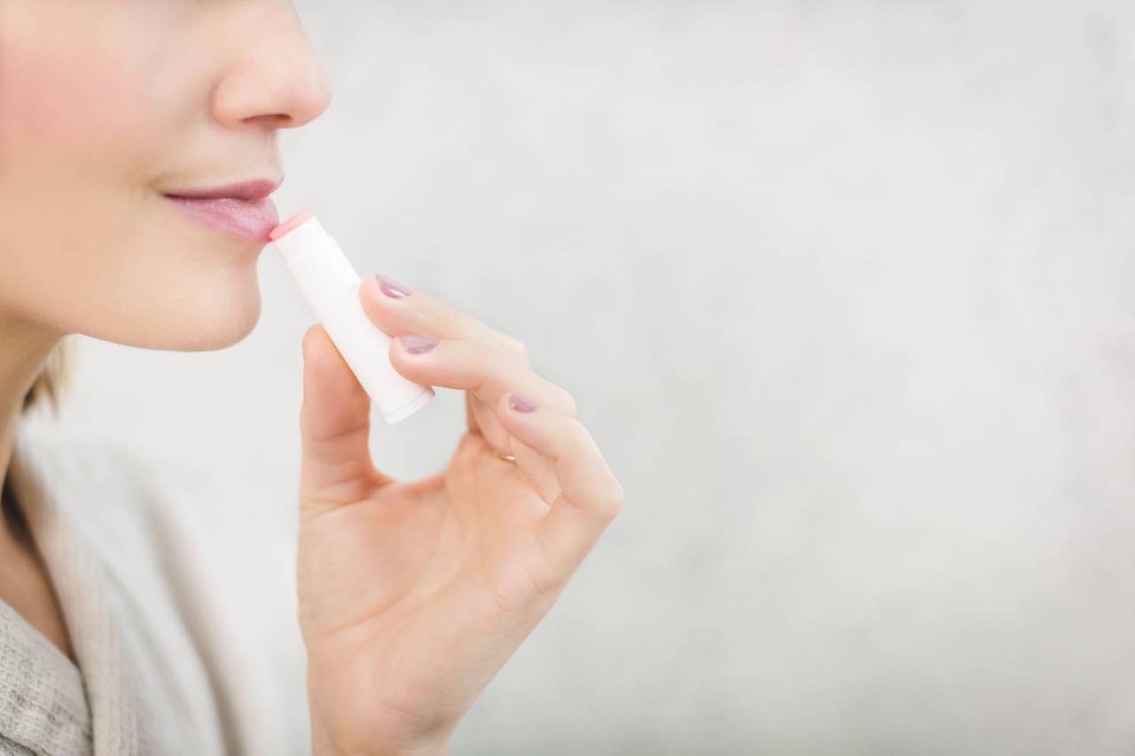Mujer, lápiz labial, maquillaje, moda, estilo, hembra, blanco, fondo, mínimo, persona, gente,