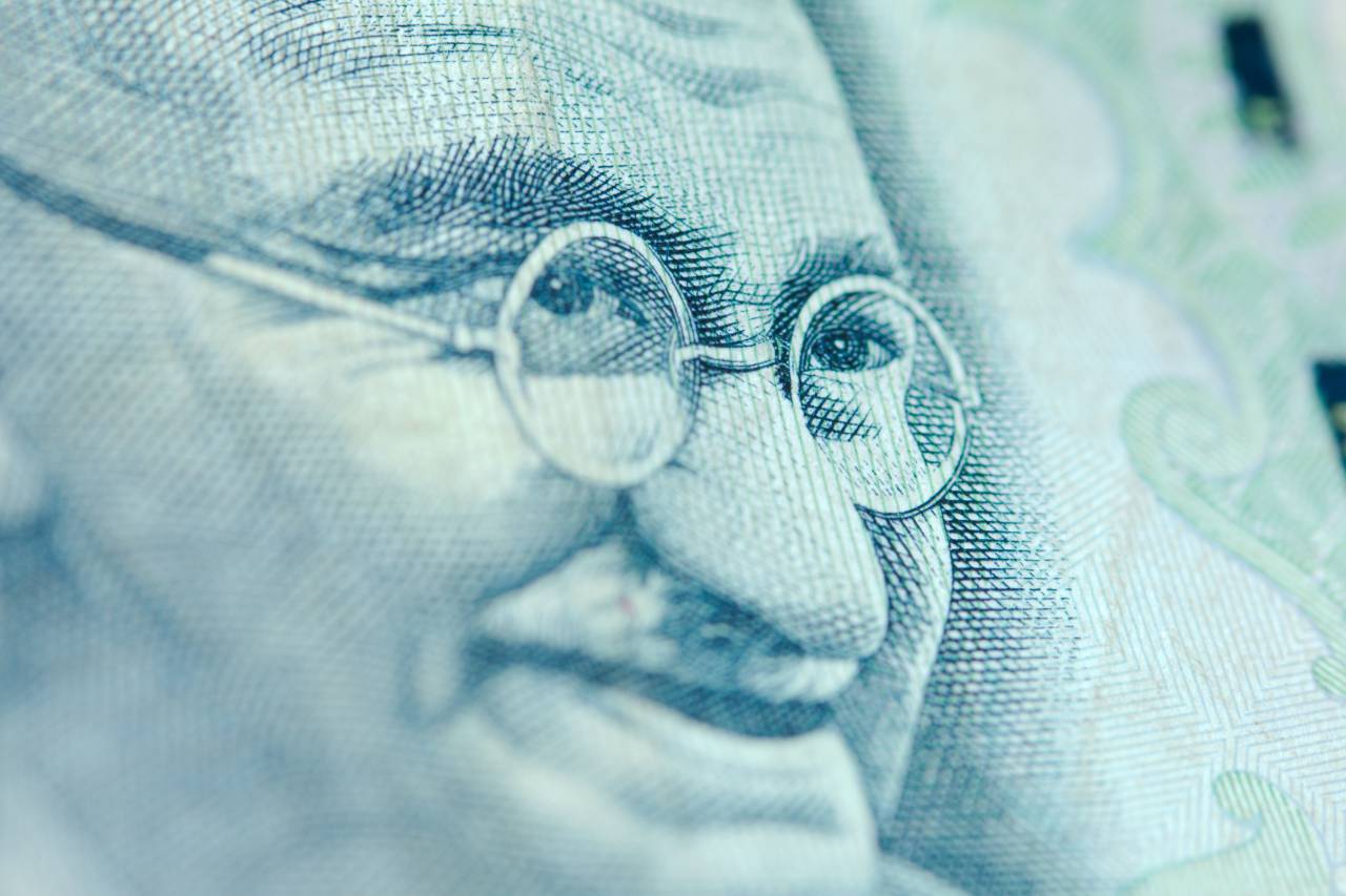 🥇 Image of currency close-up rupee;gandhi;money eyeglasses human face ...