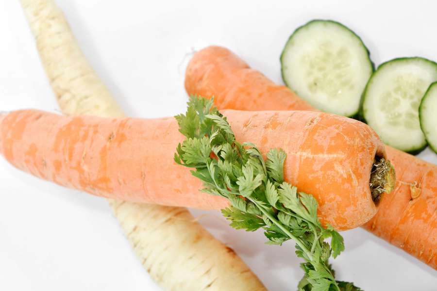 root, ingredients, lunch, ?food?, carrot 
