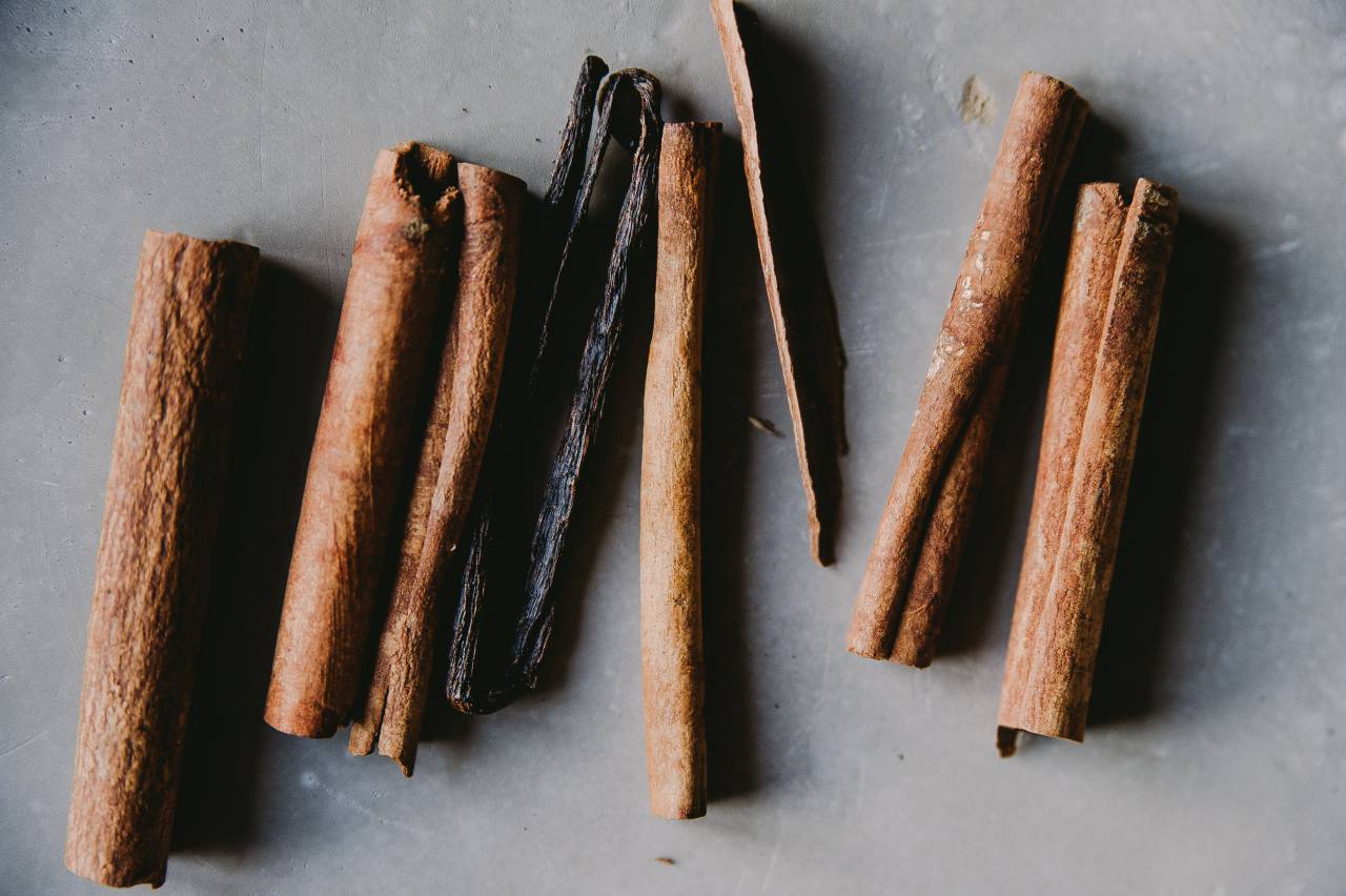 cinnamon, sticks, aroma, food, herbs, sweet, background, wallpaper, hd
, 
