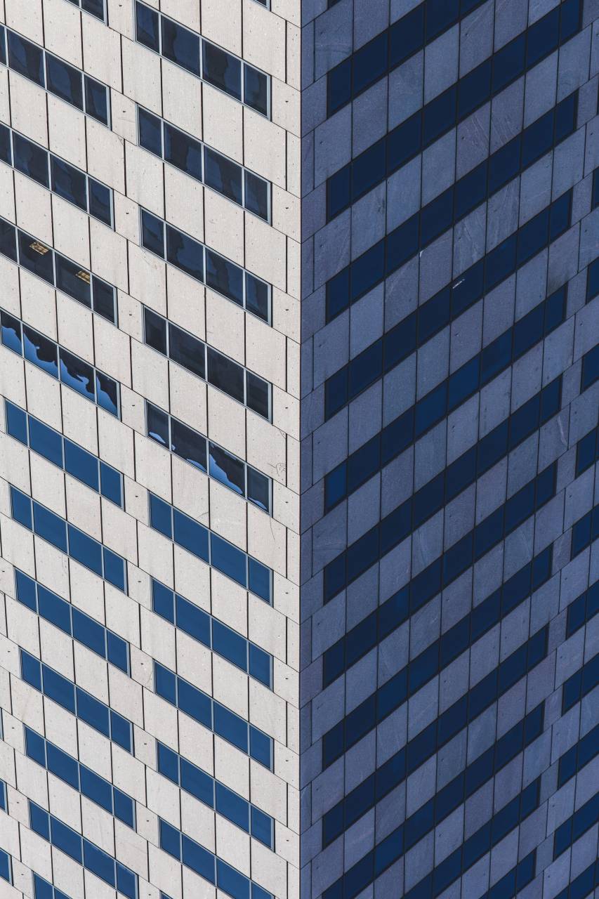 ciudad, edificio, patrón, estructura, arquitectura, exterior, ventanas, esquina, vidrio, urbano, hormigón, moderno, diseño, negocio, corporación,