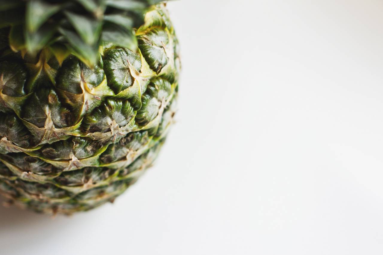 food, fruits, pineapple, white, background, patterns, green, bokeh
, 