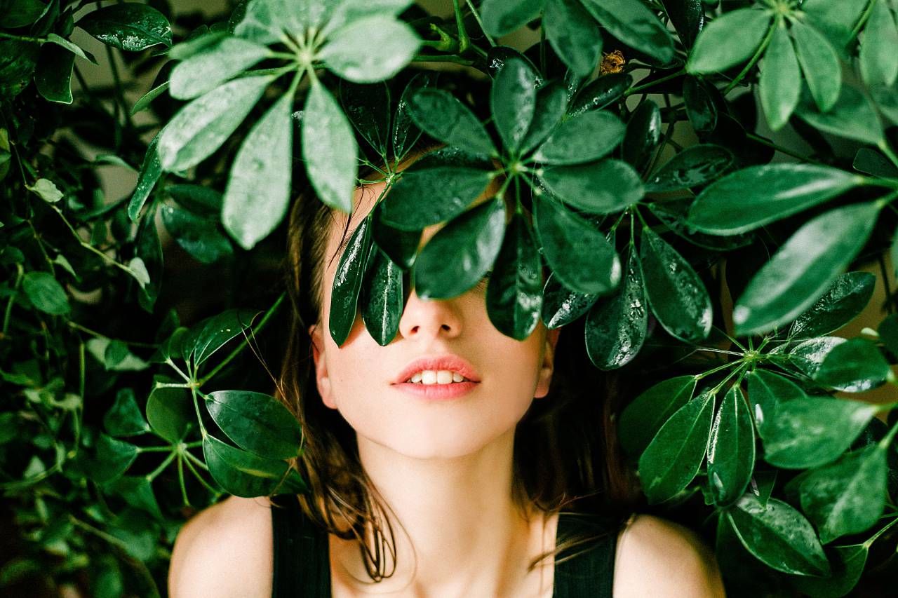 hiding, woman, plants, nature, people, model, fashion, smile, white teeth, lips, black dress
, 