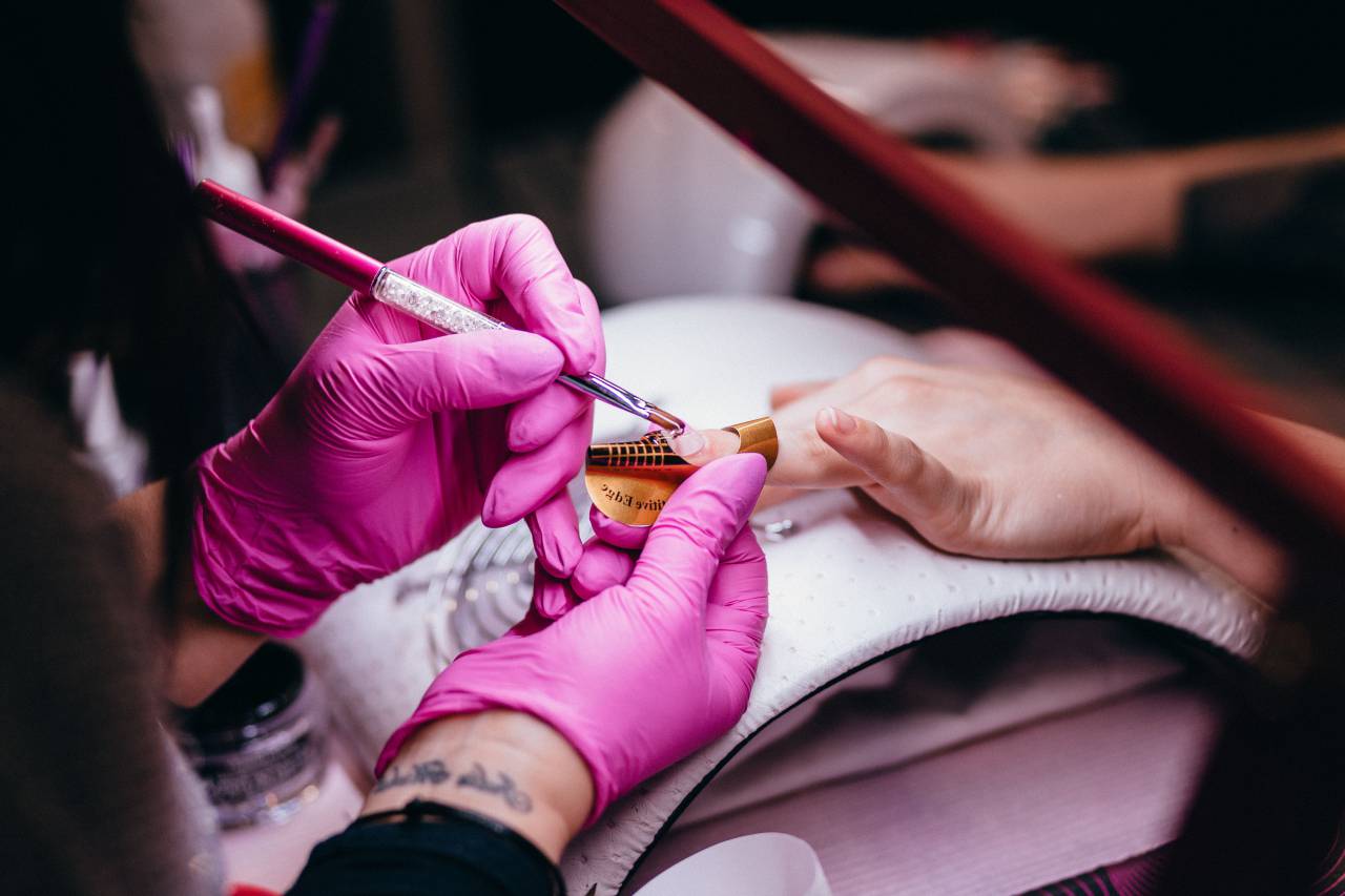 La gente, manos, manicura, cutícula, limpiar, guante, belleza, salón, uñas, cosméticos,