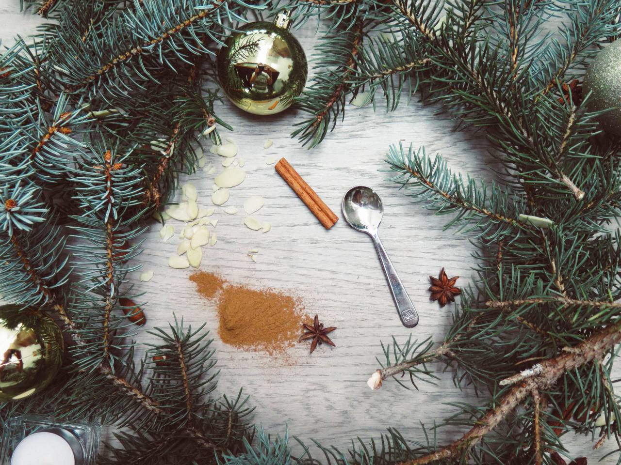 pine nut, cinnamon, powder, spoon, christmas, ornaments
, 