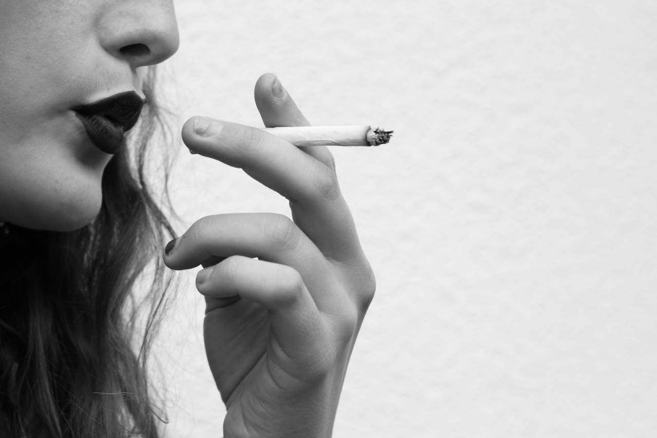 smoke, cigarette, monochrome, grunge, rough, smoker, tobacco, lips, fingers, hand, girl, woman, people, smoking
, 