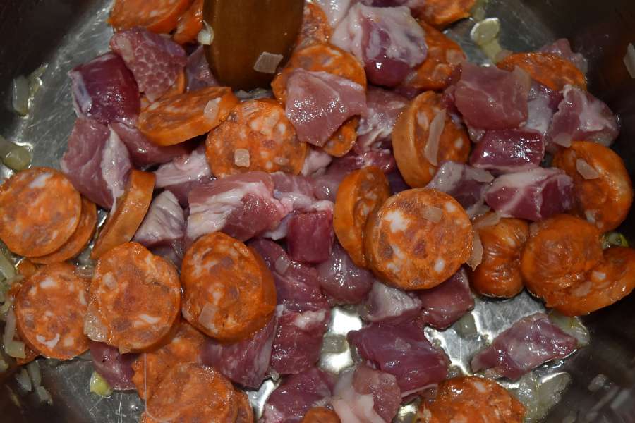 lunch, pork, preparation, raw meat, sausage 