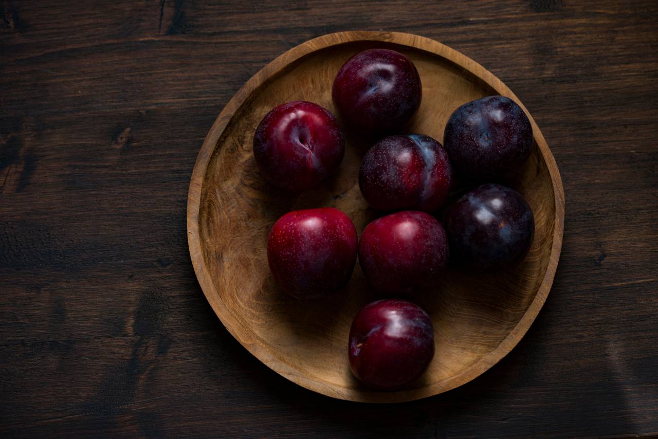 Apple, rojo, frutas, madera, plato, mesa, jugoso, salud,