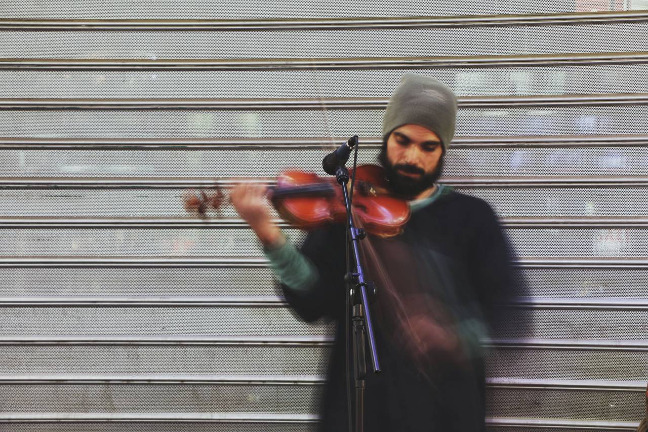 people, man, guy, musician, microphone, violin, musical, instrument
, 