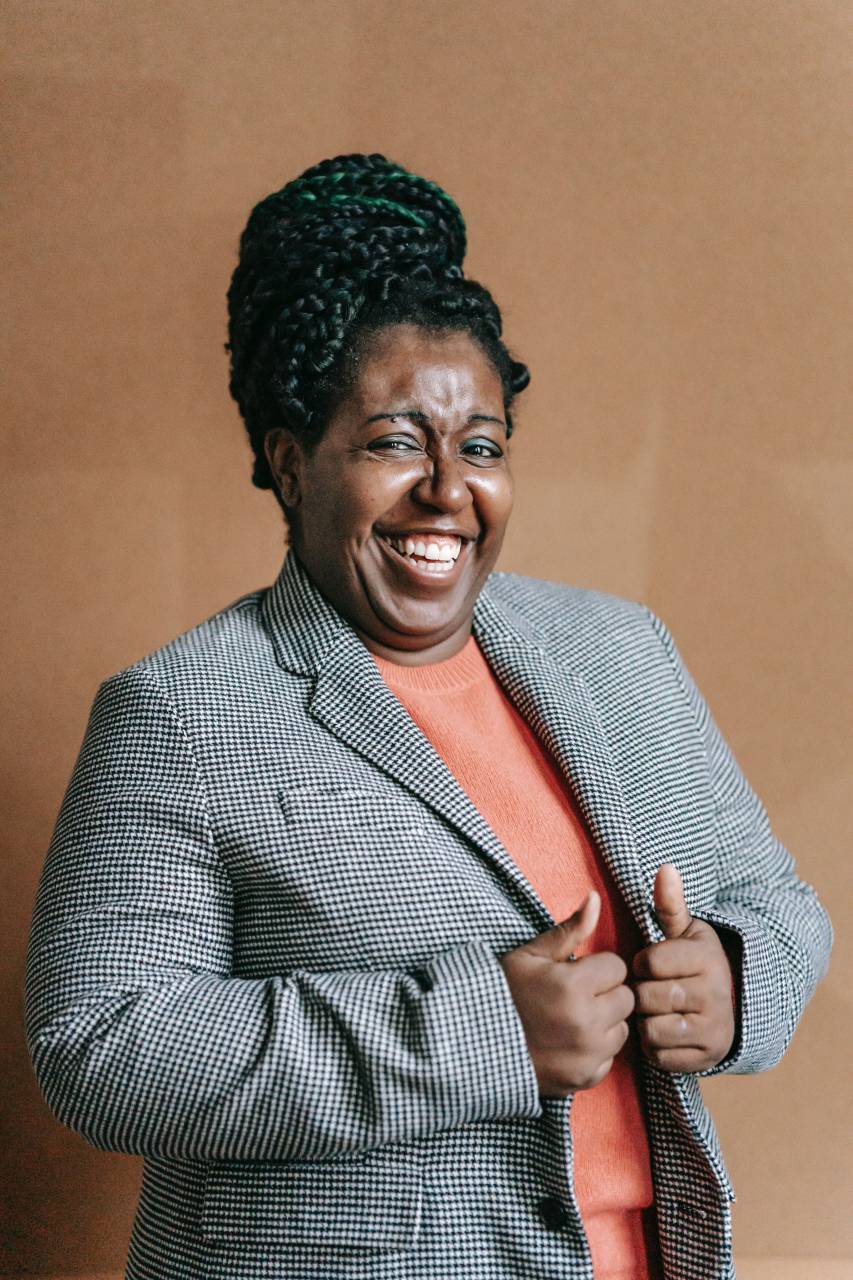 Portrait, Smiling, ThumbsUp, Afroamerican, Fat, Inclusion, Confidence, Joy, Diversity, Positive, Acceptance, BodyPositivity, Empowerment, Representation, Happiness, 
