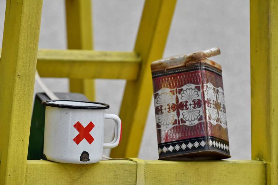 coffee cup, ladder, leader, mug, object, old 