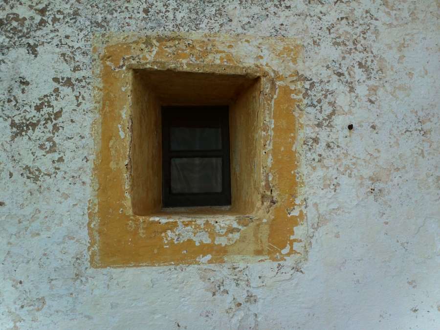 ventana, menorca, amarillo, pared, despintado, viejo, 