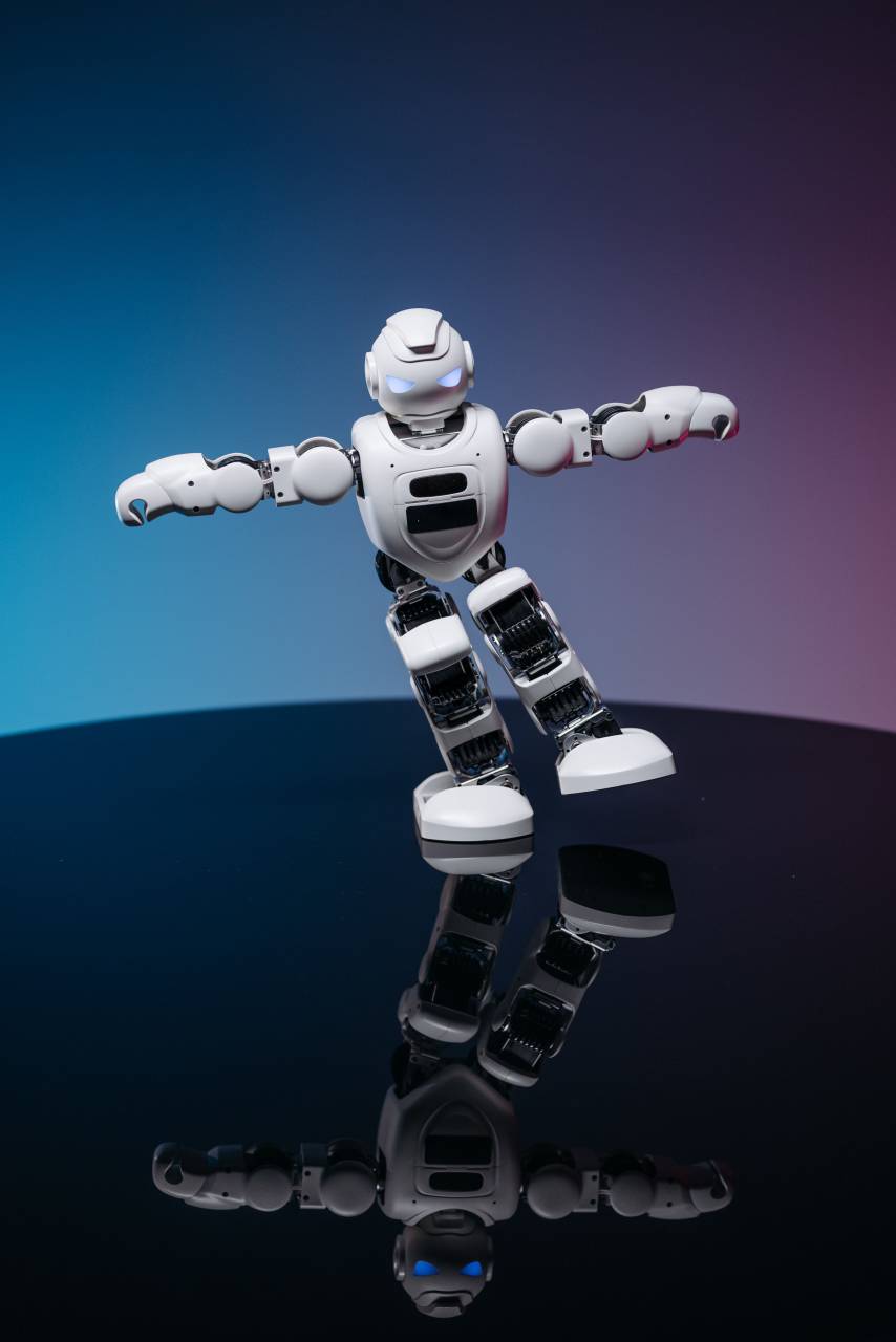 tecnología, futurista, robot, máquina, computadora, futuro, Cyborg, robótico, automatización, AI, digital, ciencia, mecánico, diseño, inteligencia artificial, mano, ciber, moderno, fondo, concepto, inteligencia, comunicación, ilustración, humanoide, artificial industria, asociación, cooperación, vector, humano, lindo, carácter, innovación, plano, representación 3d, androide, fabricación, línea, gente, inteligente, conexión, fábrica, cibernético, apretón de manos, electrónico, dibujos animados,