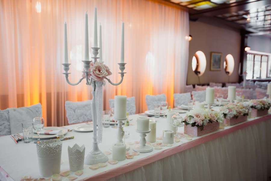 wedding venue, empty, candles, candlestick 
