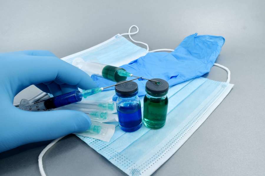COVID-19, gloves, latex, SARS-CoV-2, syringe 