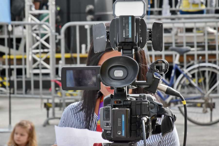 journalist, television news, video recording 