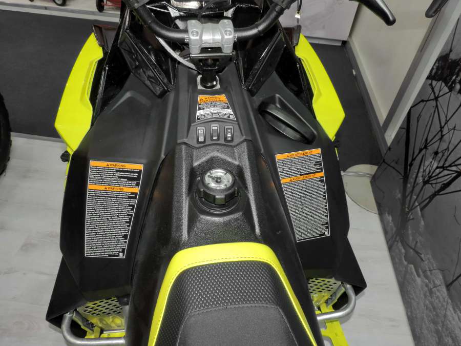motor, steering wheel, seat, transportation 