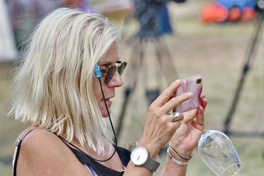 eyeglasses, leisure, mobile phone, pretty 