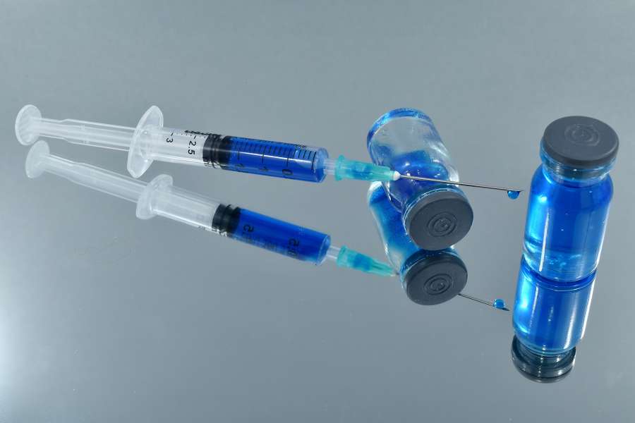 🥇 Image of serum needle antibody cure syringe vaccine anticoagulant ...