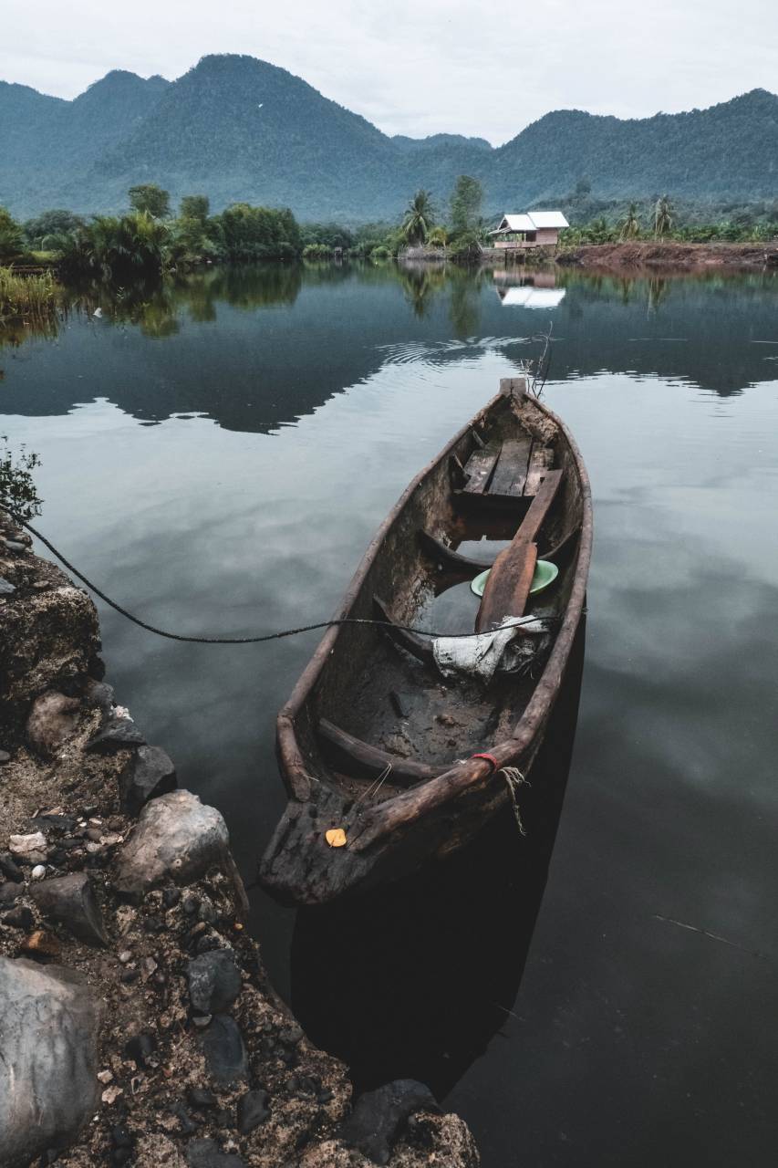 antique, hand-carved, wooden, boat, vintage, craftsmanship, maritime, nautical, historical, art, detailed, vessel, classic, sea, heritage, unique, rustic, 