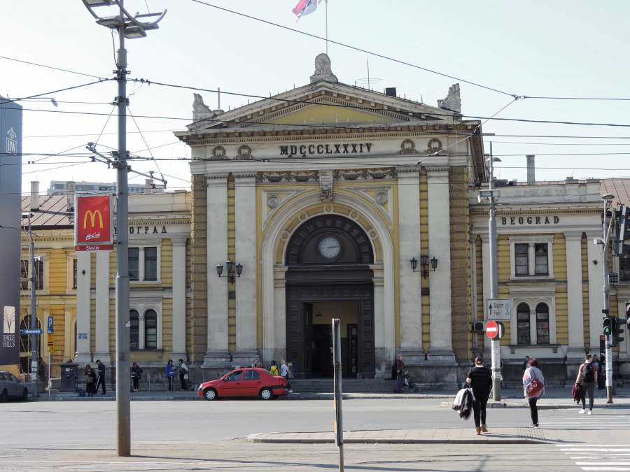 capital city, crowd, people, railway station 