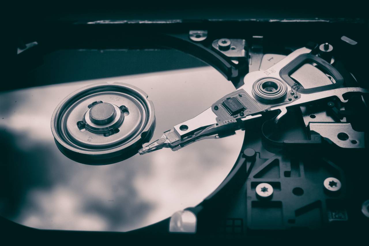 technology, data, digital, computer, hardware, storage, disk, macro, part, drive, device, equipment, disc, backup, precision, magnetic, surface, close-up, information, component, repair, recovery, hard disk, mechanical, closeup, metallic, data storage, 