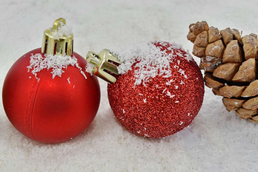 close, focus, ornament, red, snowflakes 