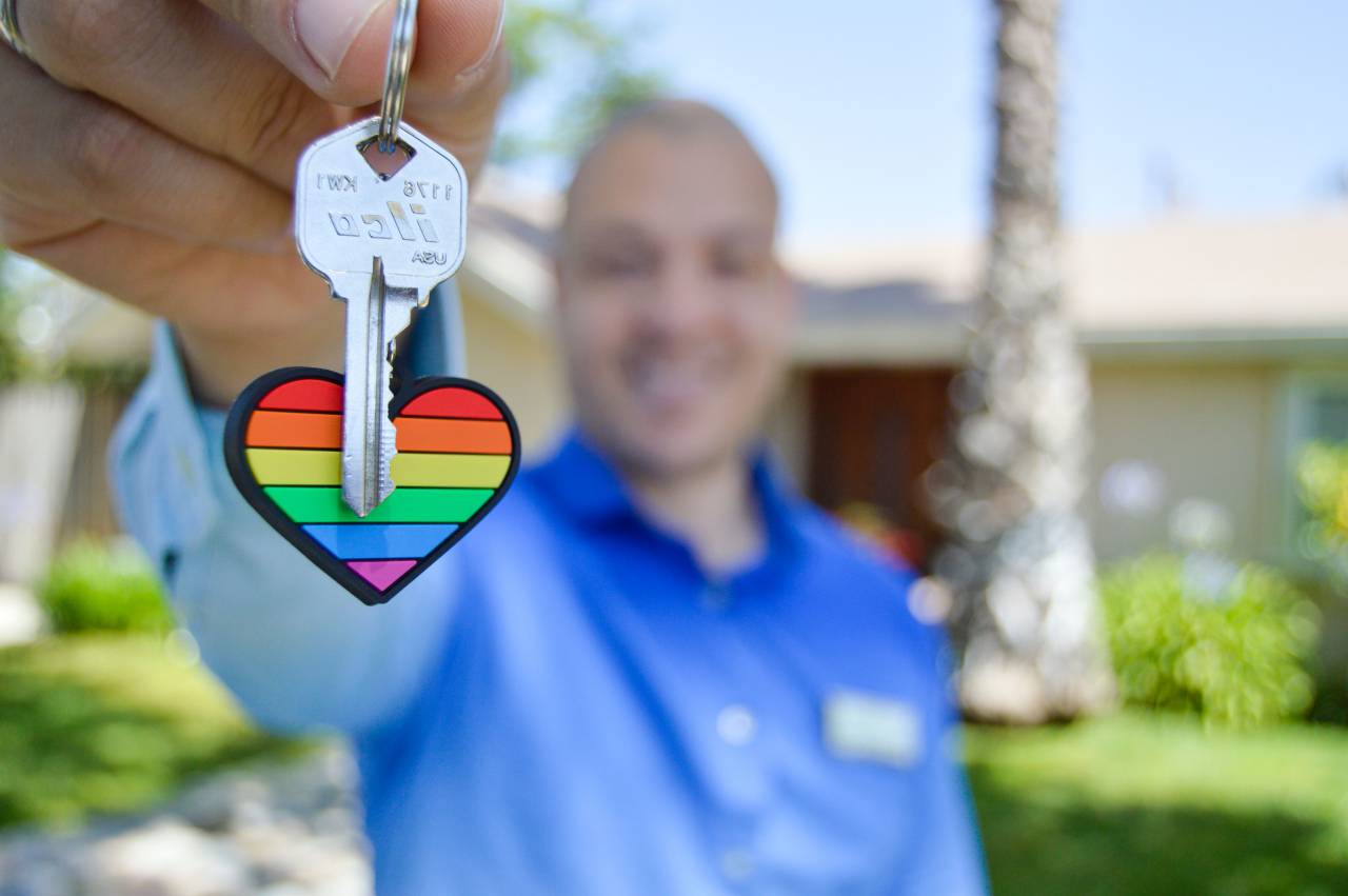 house, key, home, person, hand, mortgage, loan, building, holding, estate, real, people, apartment, background, housing, buy, property, investment, business, agent, human, man, new, white, woman, rent, owner, security, purchase, sale, success, rental, symbol, finance, hold, residential, object, concept, sell, one, gesture, young, male, finger, door, open, apartment renter, 