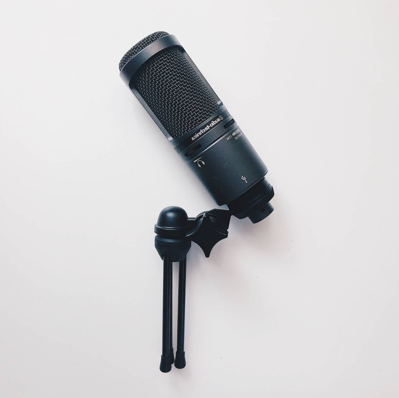 micrófono, música, audio, sonido, estudio, voz, karaoke, comunicación, entretenimiento, radio, cantar, escenario, habla, grabar, medios, concierto, objeto, musical, radiodifusión, transmisión, vivir, equipo, fondo, tecnología, audiencia, voz, hablar, rendimiento, volumen, profesional, podcast, grabación, podcasting, conferencia,