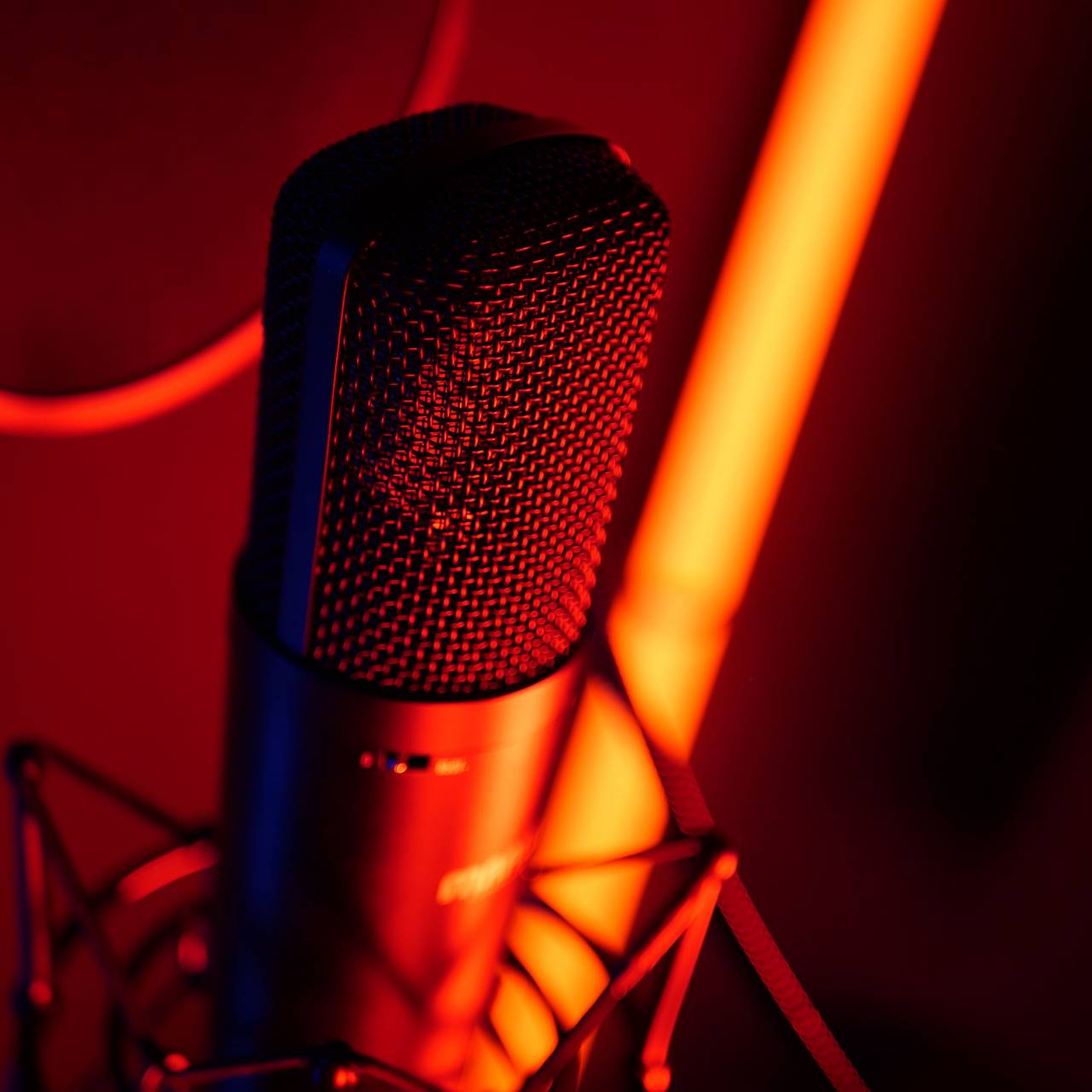 micrófono, música, audio, sonido, estudio, voz, karaoke, comunicación, entretenimiento, radio, cantar, escenario, habla, grabar, medios, concierto, objeto, musical, radiodifusión, transmisión, vivir, equipo, fondo, tecnología, audiencia, voz, hablar, rendimiento, volumen, profesional, podcast, grabación, podcasting, conferencia,