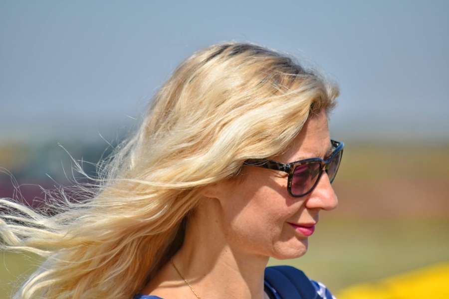 beautiful photo, hairstyle, wind, woman 