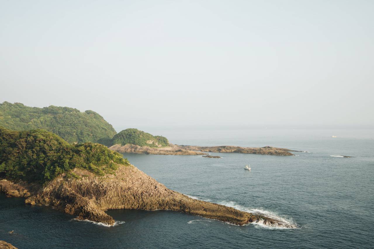 aéreo, océano, costa, isla, apuntalar, mar, agua, naturaleza, al aire libre, paisaje, acantilado, barco, árboles, niebla, viajes,
