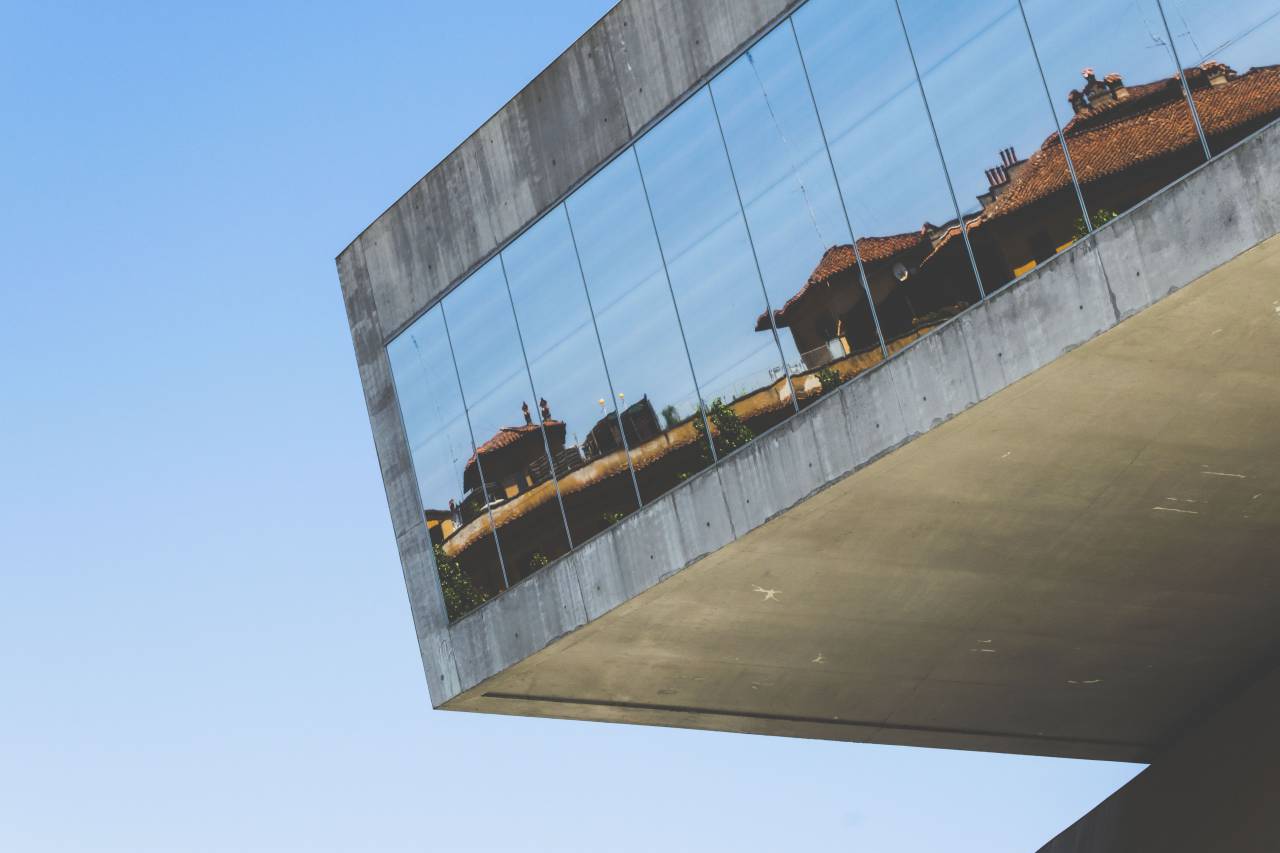 Arquitectura, edificio, infraestructura, estructura, establecimiento, apartamento, ventanas, condominio, hotel, reflexión, vidrio, nubes, cielo,