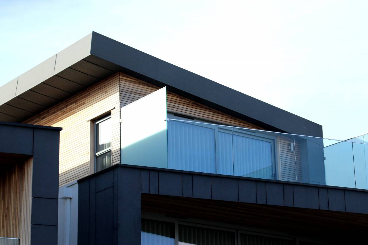 Arquitectura, edificio, infraestructura, estructura, establecimiento, casa, nubes, cielo, veranda, terraza, cortina, ventanas,