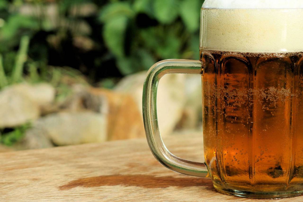 beer, pint, brew, alcohol, drink, glass, mug
, 