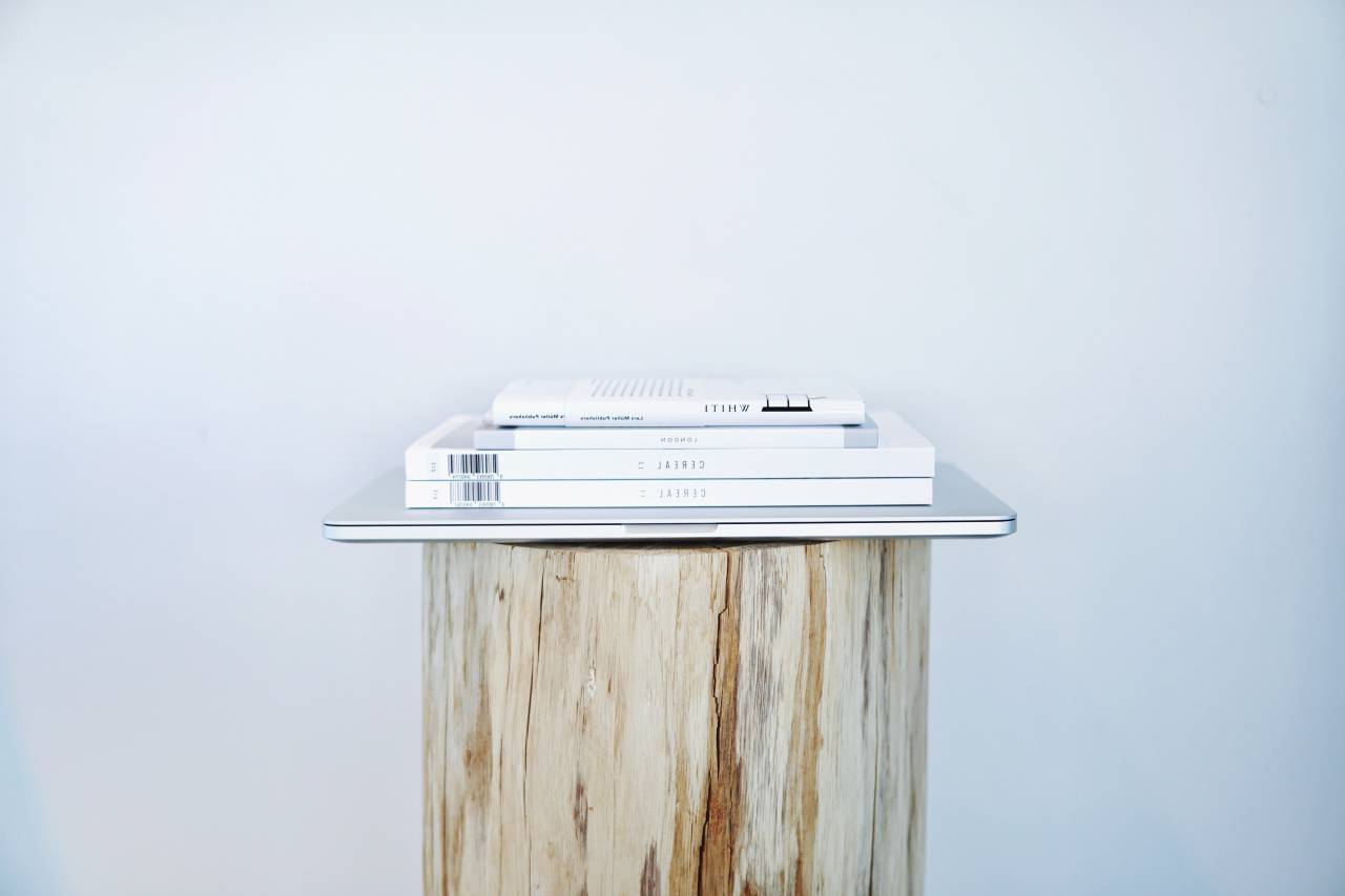 book, wooden, table, pen, study, wall, plain, notes
, 