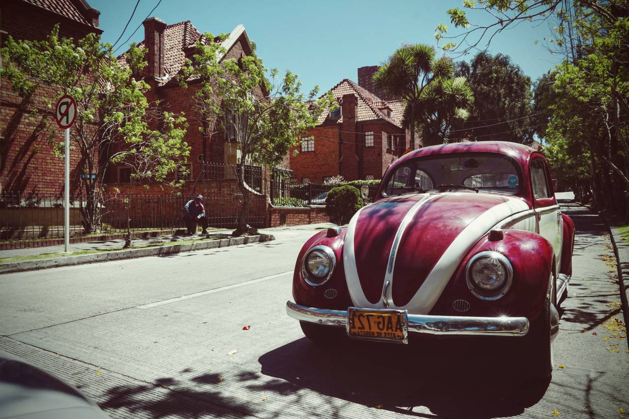 Coche, auto, vehículo, viaje, viaje, carretera, árbol, planta, casa, calle, carretera, soleado, día,