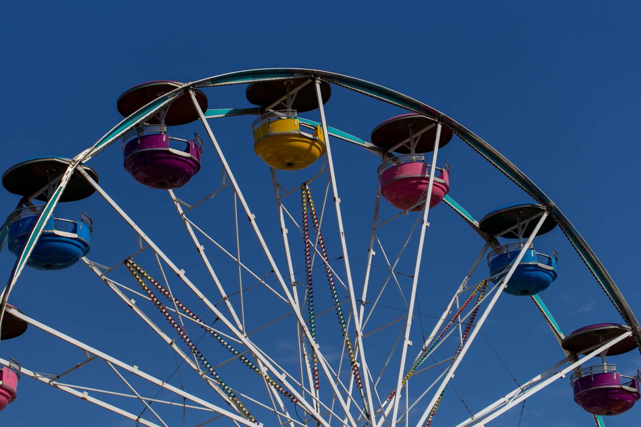 ferris wheel, fair, ride, entertainment, amusement, fun, sky, enjoyment, carnival, festival, fairground, recreational, park, attraction
, 