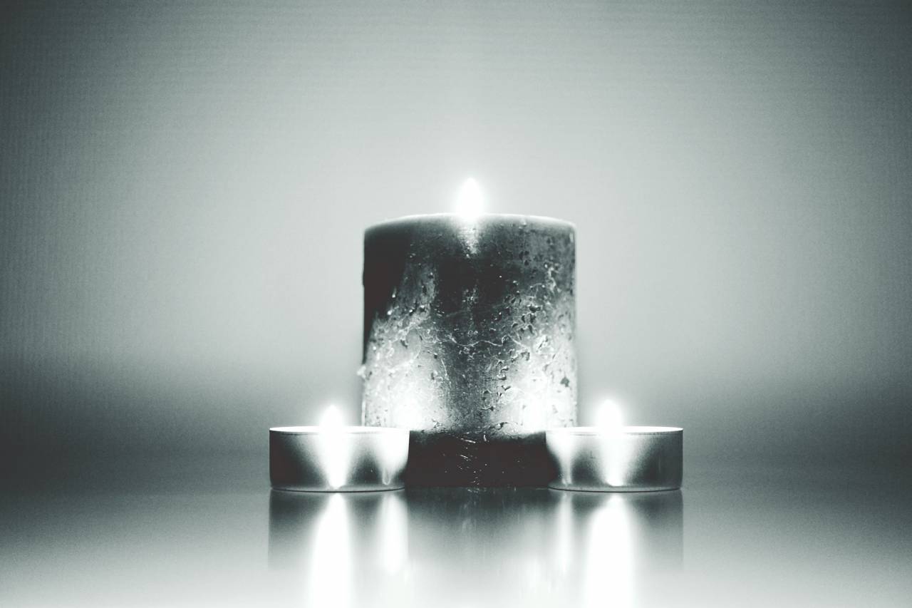 fuego, velas, cera, blanco y negro, escala de grises,