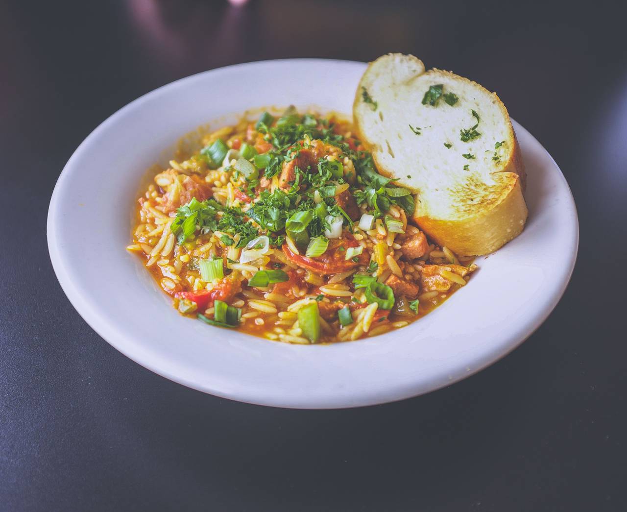 Alimentos, fideos, pasta, pan, plato, verduras, delicioso, restaurante,