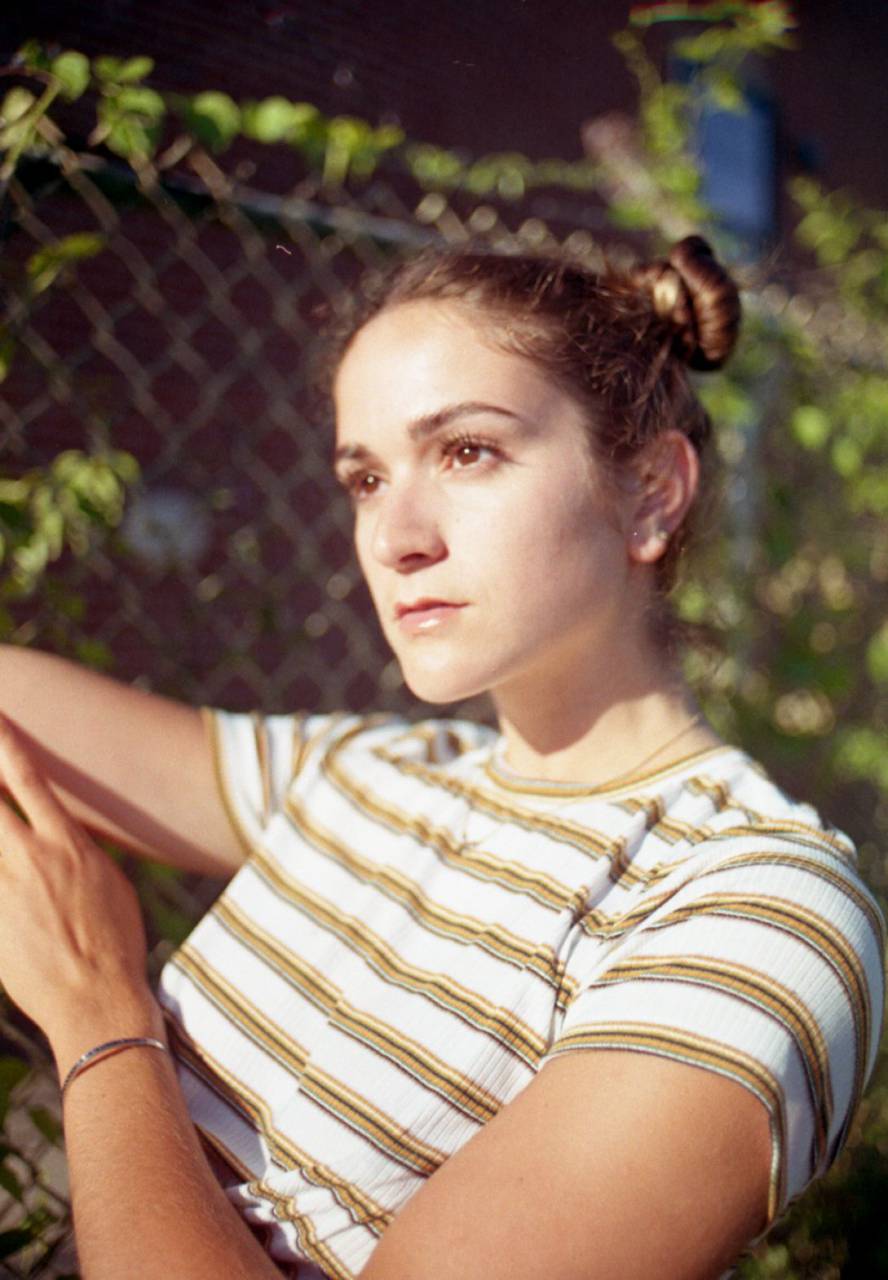 girl, outdoors, hipster, urban, woman, model, pose, day, fence, field, fashion, lifestyle, young, female, person, outside, casual, brunette
, 