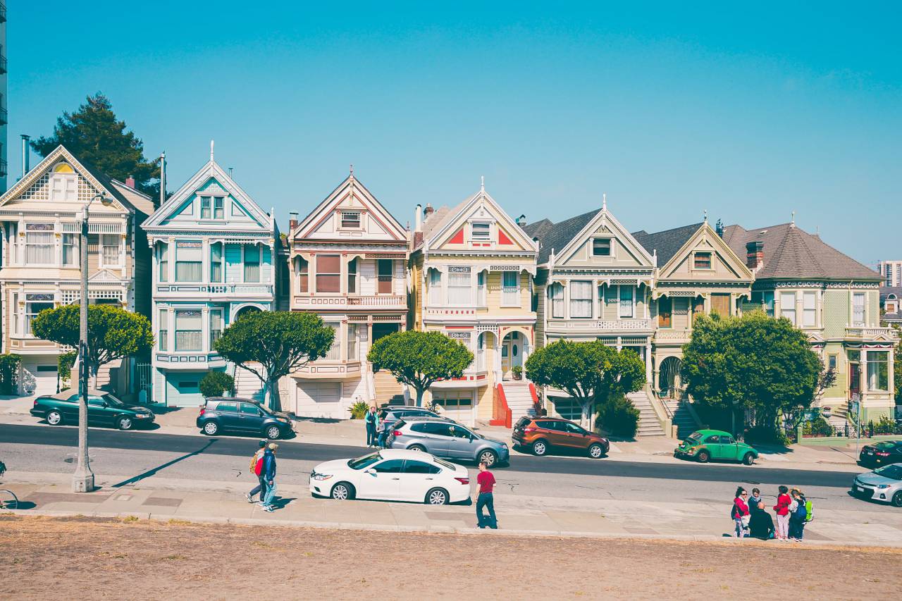 house, houses, homes, neighbourhood, neighborhood, people, group, friends, street, road, cars, suburbs, sky, sunshine, summer
, 