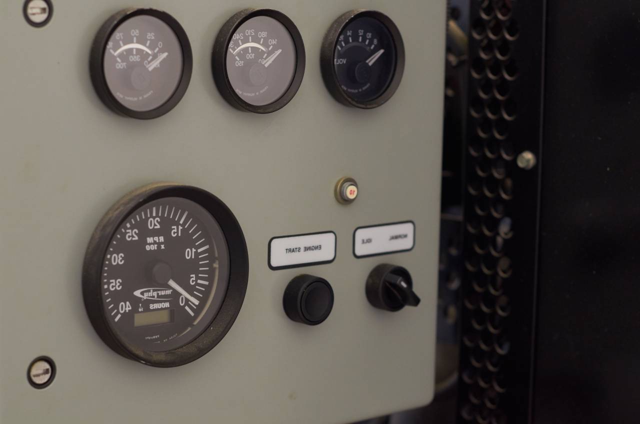 industrial, gauges, pressure, close up, control, equipment, gas, measurement, machine, mechanic, instrument, engine, volts, meter, oil
, 