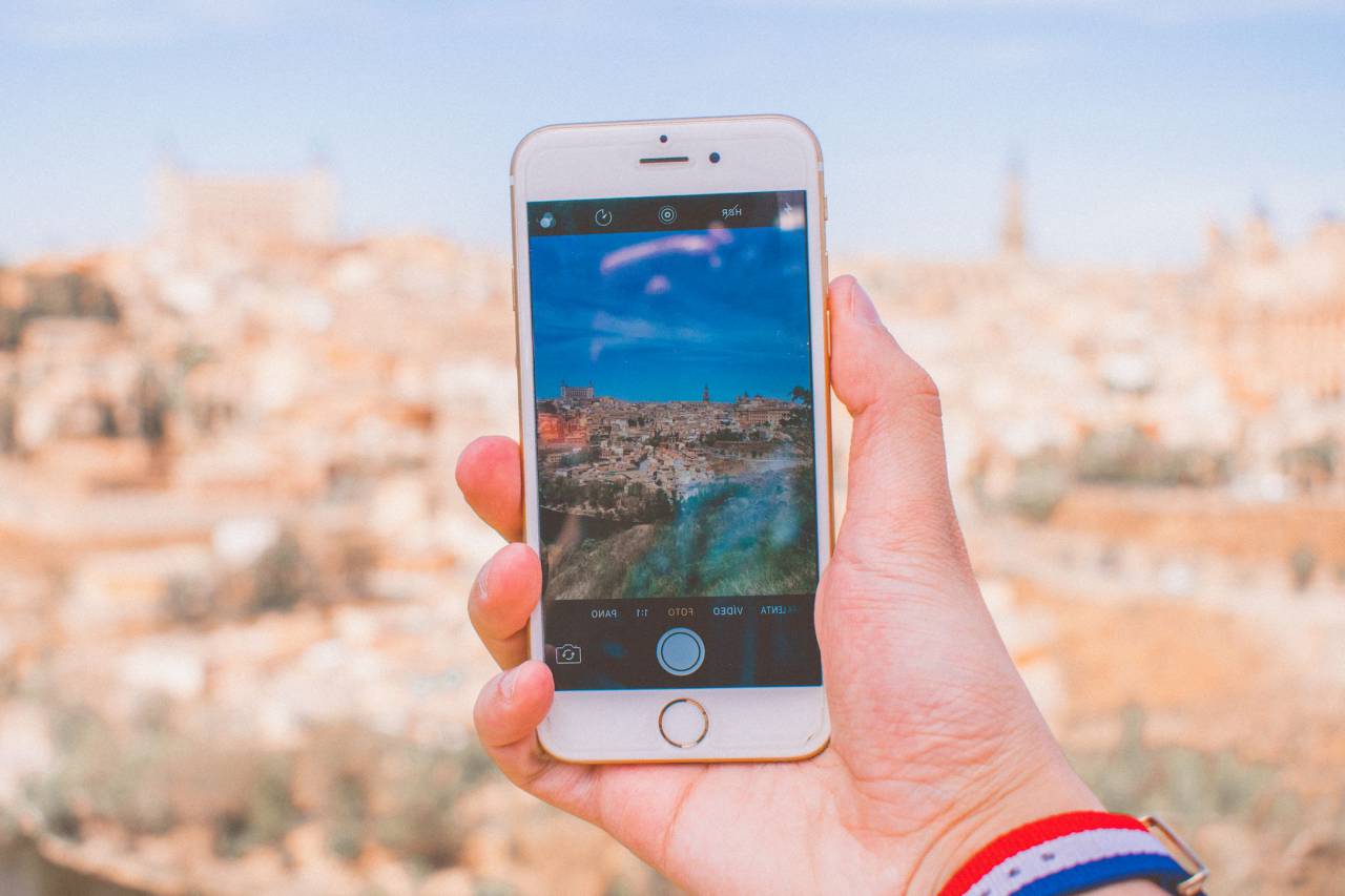 phone, iphone, smartphone, digital, camera, photography, people, hand, travel
, 