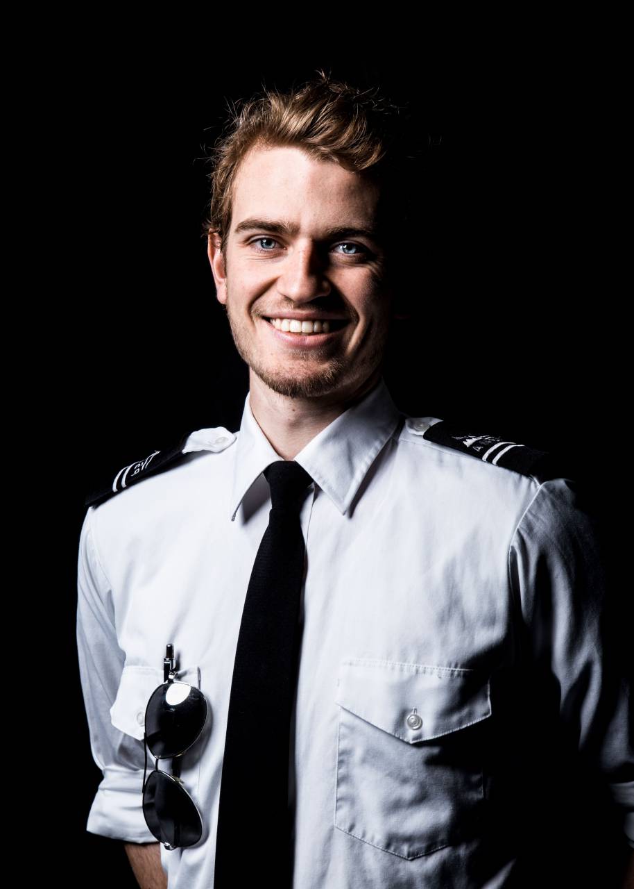 portrait, pilot, captain, uniform, male, young, boy, guy, person, aviation, aviators, aviator, flying, fly
, 