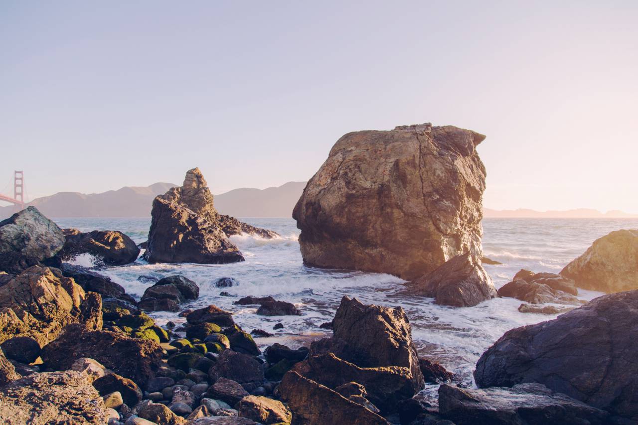 Mar, océano, azul, agua, naturaleza, rocas, acantilado, costa, ola, cielo, puente,